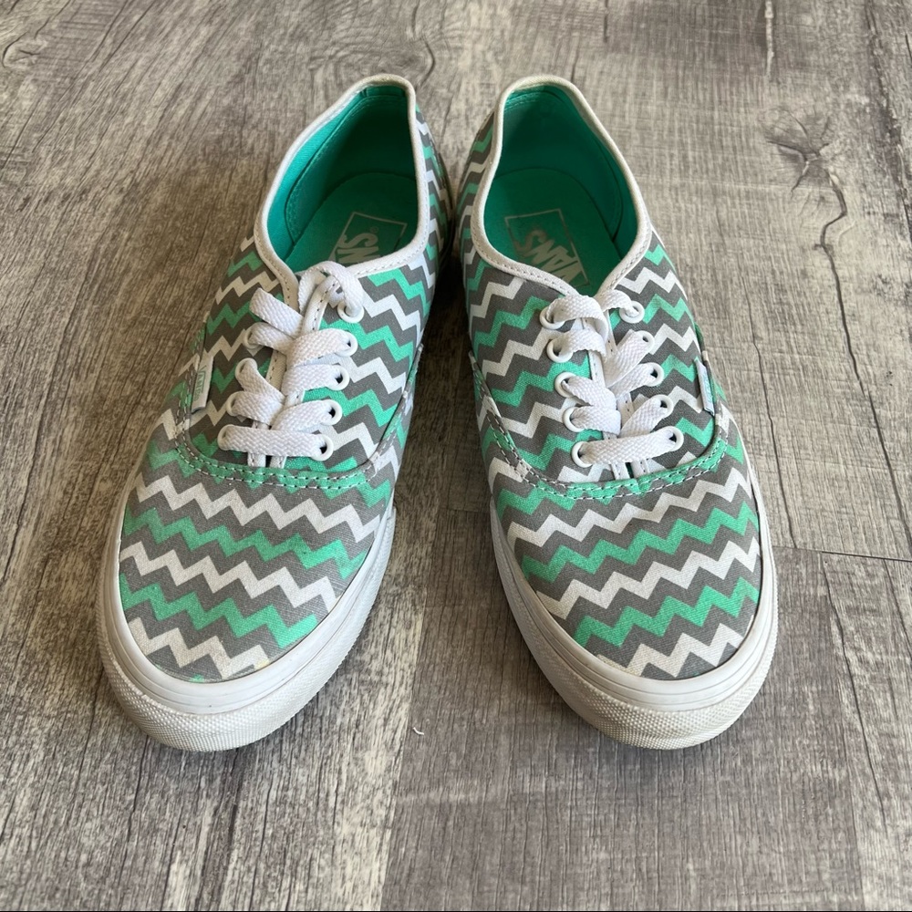 Vans Authentic Gore Chevron Zig Zag Slip On Sneakers Size 9 Green White